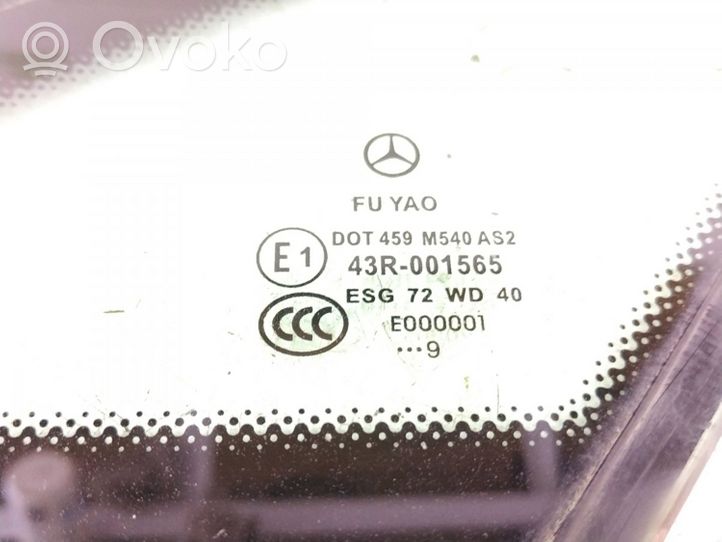 Mercedes-Benz E C207 W207 Takasivuikkuna/-lasi 