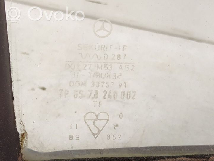 Mercedes-Benz S W126 Szyba karoseryjna drzwi tylnych 