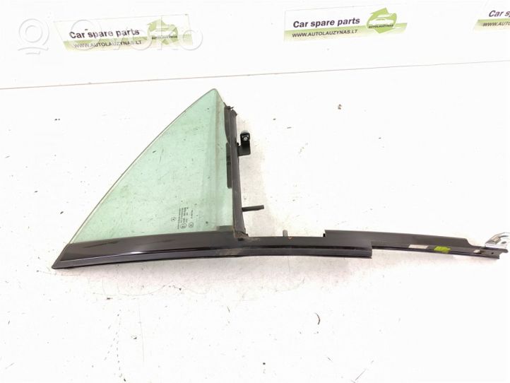 Mercedes-Benz CLS C218 X218 Rear vent window glass 