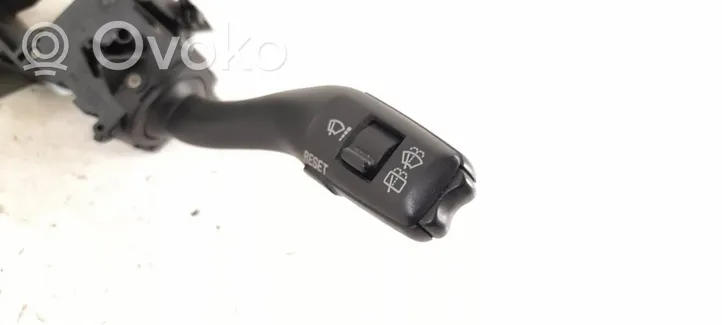Audi A4 S4 B7 8E 8H Wiper turn signal indicator stalk/switch 
