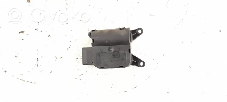 Audi A4 S4 B7 8E 8H Ilmastoinnin ohjainlaite 