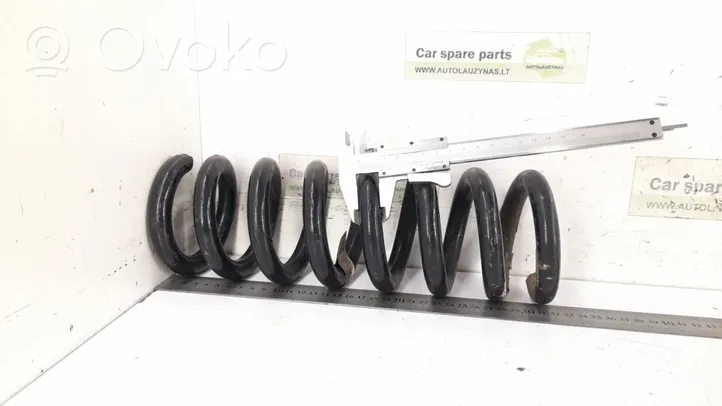 Mercedes-Benz C W205 Rear coil spring 