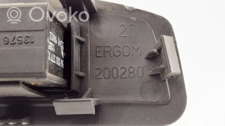 Citroen C4 I Seat heating switch 