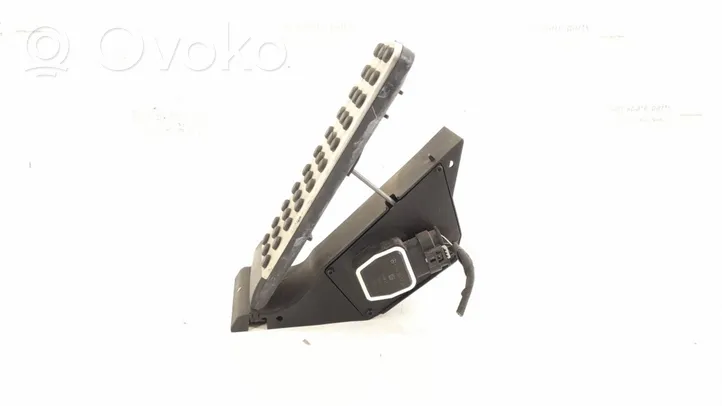 Mercedes-Benz CLS C218 X218 Accelerator throttle pedal 