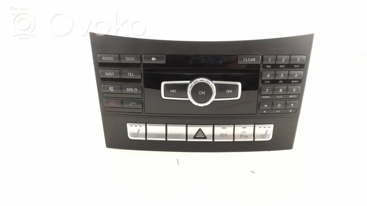 Mercedes-Benz CLS C218 X218 Radio/CD/DVD/GPS-pääyksikkö 