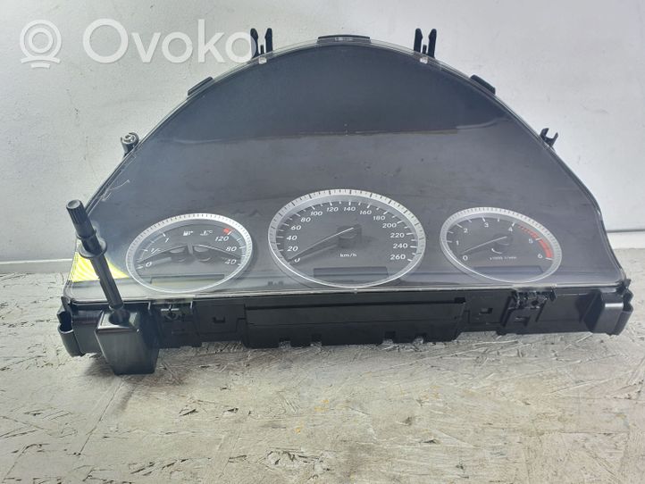 Mercedes-Benz C W204 Tachimetro (quadro strumenti) A2049001705