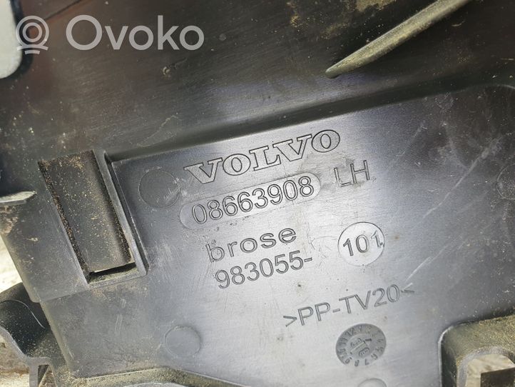 Volvo V70 Klamka/wspornik zewnętrzny drzwi tylnych 30753742