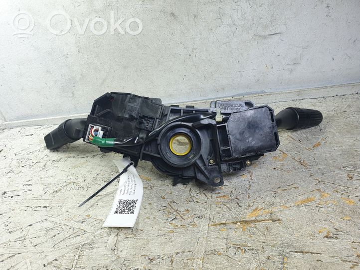 Honda Accord Leva/interruttore dell’indicatore di direzione e tergicristallo M22670