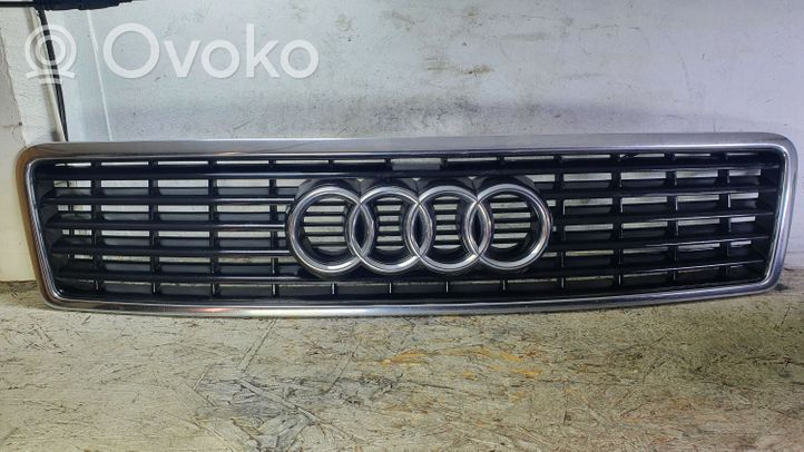 Audi A8 S8 D2 4D Etusäleikkö 4D0853651R