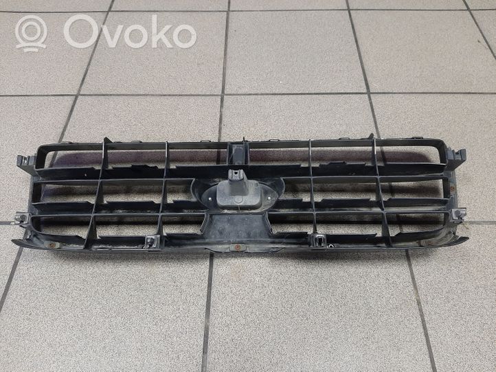 Subaru Forester SG Front grill 122SA070