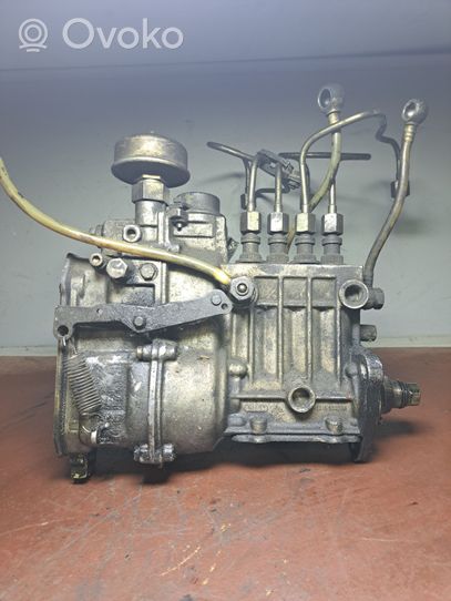 Mercedes-Benz 100 W631 Polttoaineen ruiskutuksen suurpainepumppu 6160708301