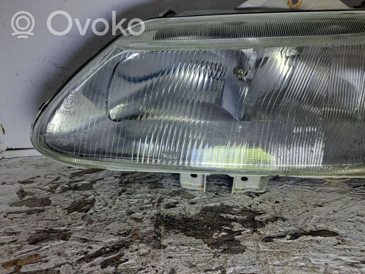 Renault Espace III Faro/fanale 0492705