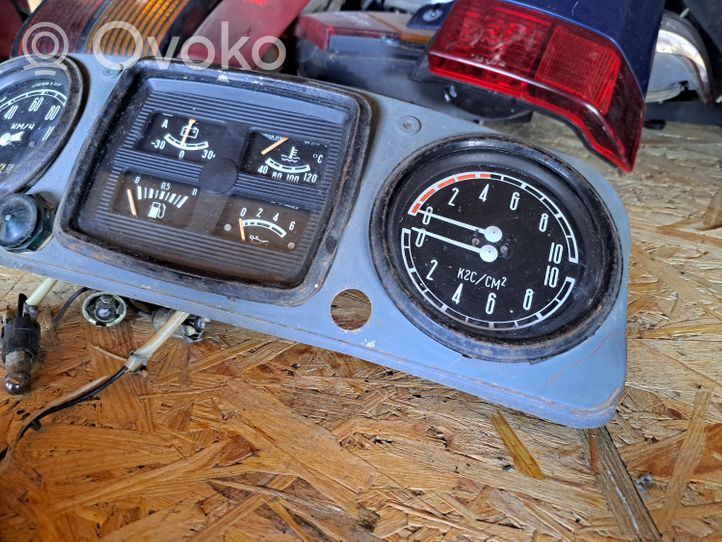 GAZ 53 Compteur de vitesse tableau de bord 