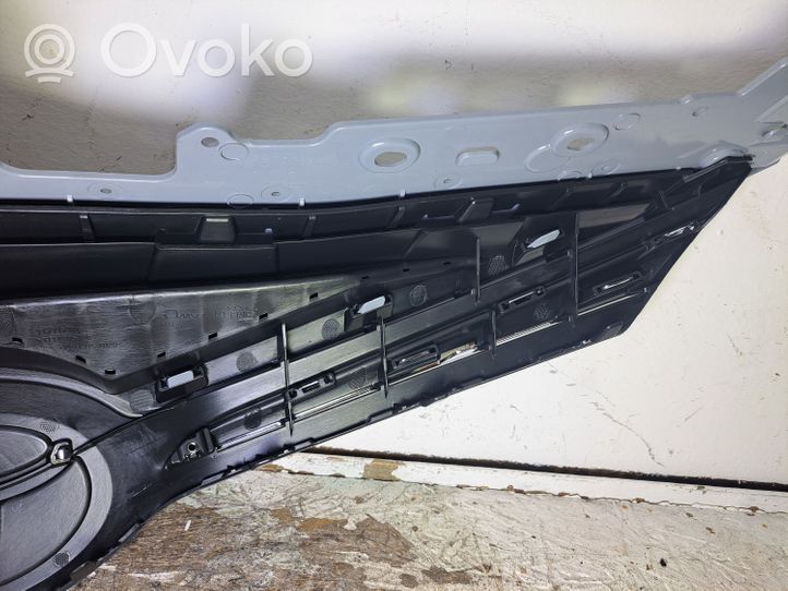 Toyota Avensis T270 Etupuskurin ylempi jäähdytinsäleikkö 5311405120