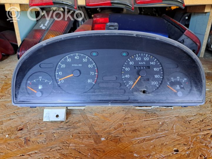 Peugeot 806 Compteur de vitesse tableau de bord 1477486080