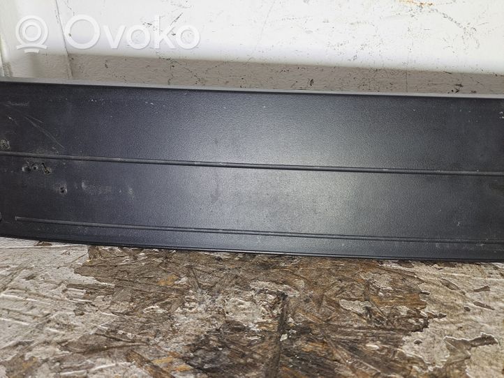 BMW X5 E70 Ramka przedniej tablicy rejestracyjnej 7158201