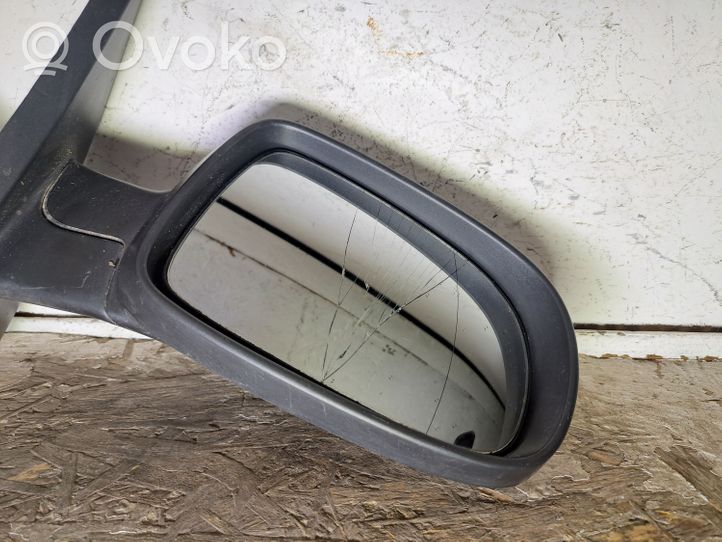 Opel Corsa C Manualne lusterko boczne drzwi 065022R2