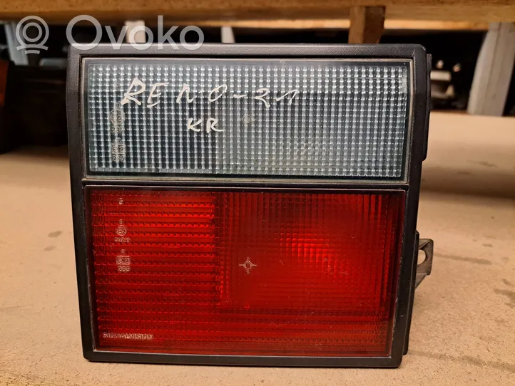 Renault 21 Lampy tylnej klapy bagażnika 21400