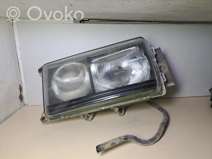 Mercedes-Benz 406 608 Headlight/headlamp 3018201561