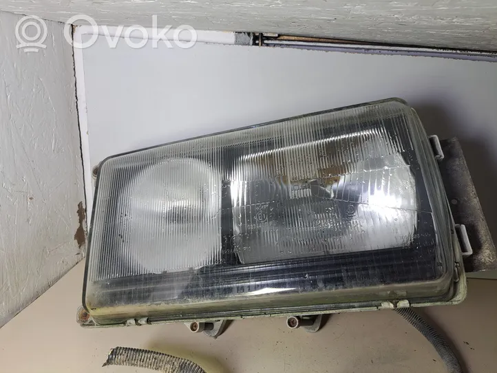 Mercedes-Benz 406 608 Phare frontale 3018201561