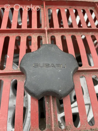 Subaru Legacy Alkuperäinen pölykapseli 