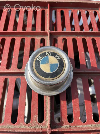 BMW 3 E30 Borchia ruota originale 