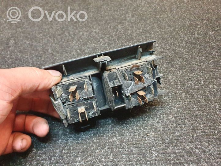 Audi A4 S4 B5 8D Electric window control switch 8D1959515C