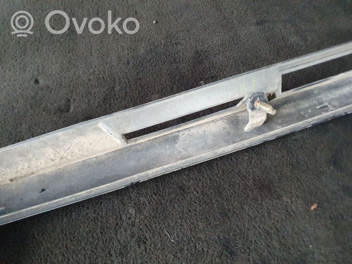 Toyota Avensis Verso Trunk door license plate light bar 