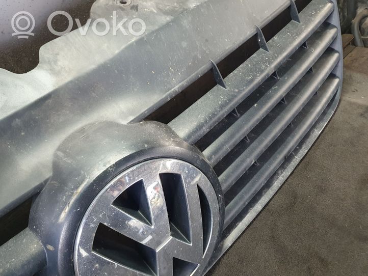 Volkswagen Transporter - Caravelle T5 Maskownica / Grill / Atrapa górna chłodnicy 