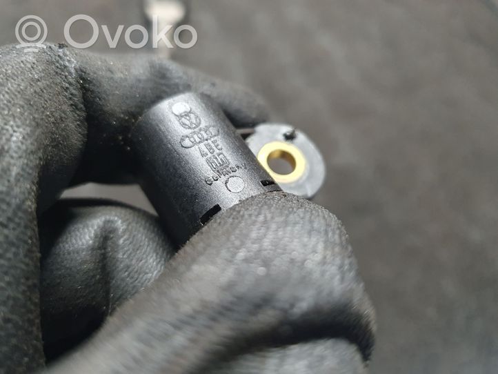 Volkswagen Polo Crankshaft position sensor 1J0973723