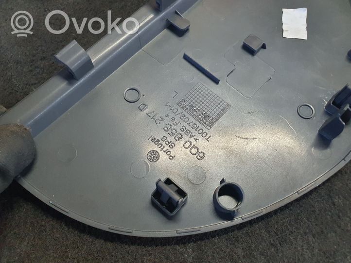 Volkswagen Polo Panelės apdailos skydas (šoninis) 6Q0858217D