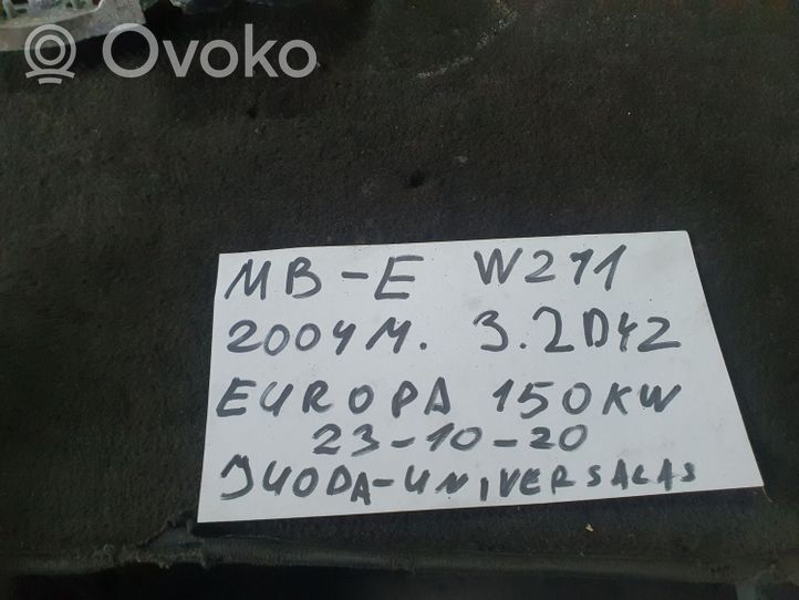 Mercedes-Benz E W211 Elektryczny podnośnik szyby drzwi przednich A2117200146LI