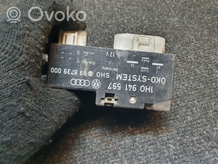 Volkswagen Golf III Przekaźnik / Modul układu ogrzewania wstępnego 1H0941597