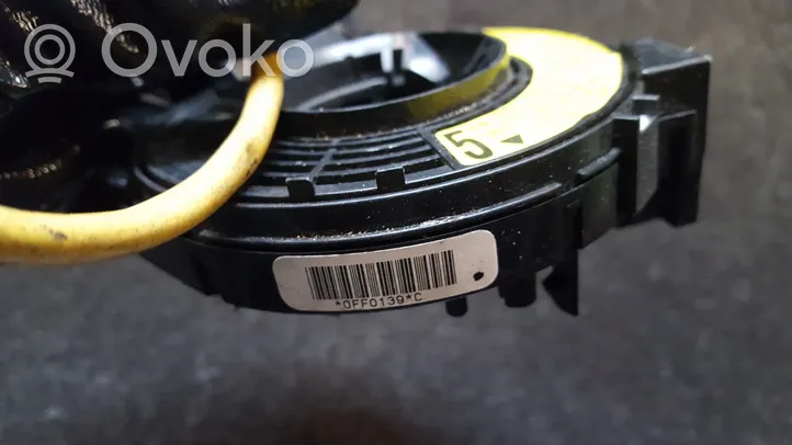 Toyota Yaris Bague collectrice/contacteur tournant airbag (bague SRS) 0FF0139