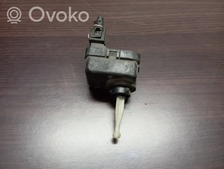 Audi A4 S4 B5 8D Przycisk / Pokrętło regulacji świateł 0307852315