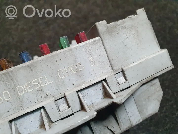 Alfa Romeo 147 Fuse box set 46558760