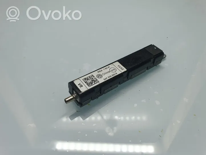 Volkswagen PASSAT B7 Antenos stiprintuvas 3AF035552A