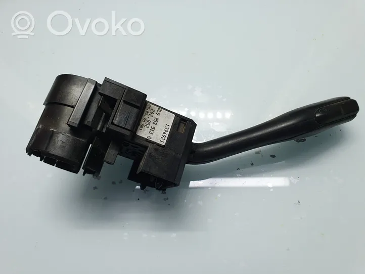 Audi A6 S6 C5 4B Suuntavilkun vipu 8L0953513G