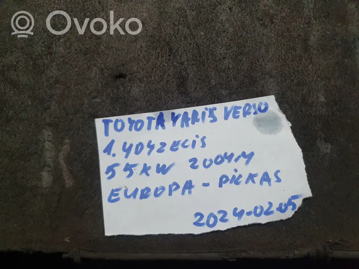 Toyota Yaris Verso Pyyhkijän vipu 173647