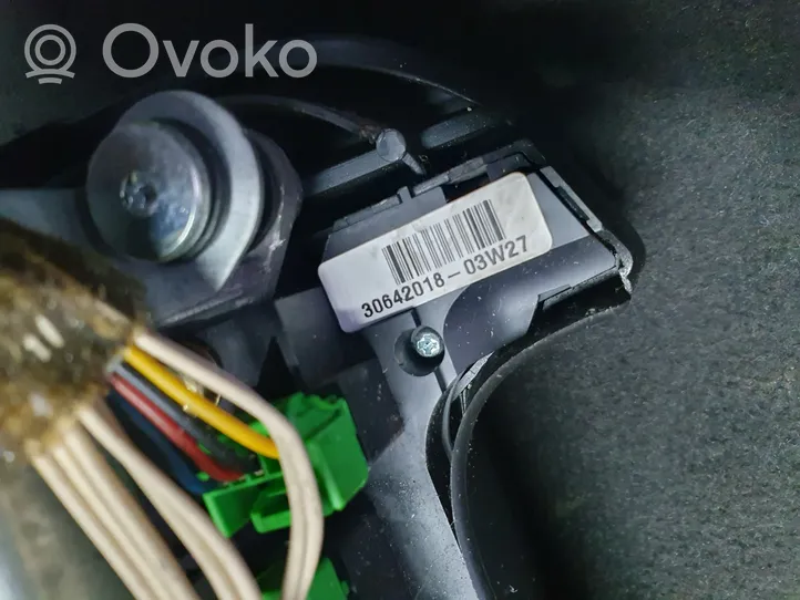 Volvo V70 Airbag dello sterzo 30642018