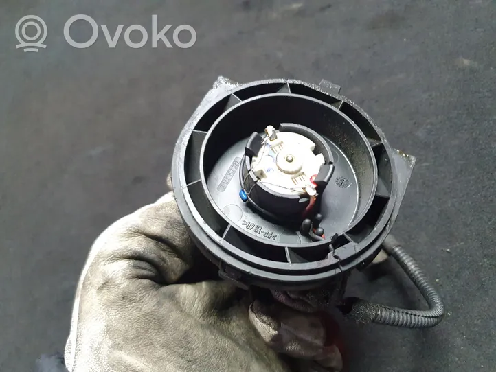 Volvo V70 Engine control unit/module fan 3135102322