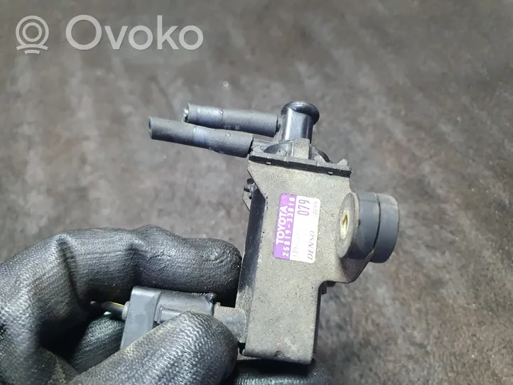 Toyota Yaris Verso Solenoidinis vožtuvas 2581933010