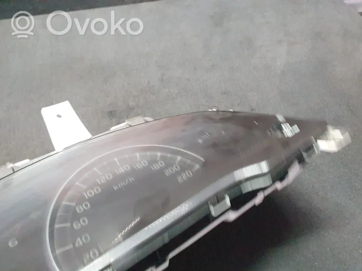 Toyota Avensis Verso Speedometer (instrument cluster) 8380044A50