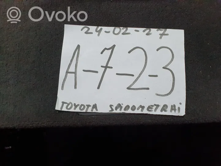 Toyota Yaris Verso Licznik / Prędkościomierz 838005C630