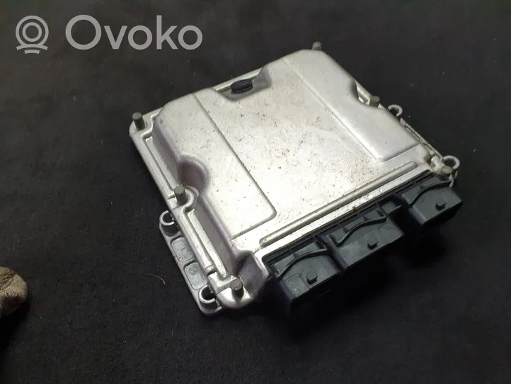 Fiat Ulysse Sterownik / Moduł ECU 0281011033