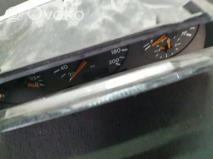 Mercedes-Benz Vito Viano W638 Nopeusmittari (mittaristo) MB0005428801