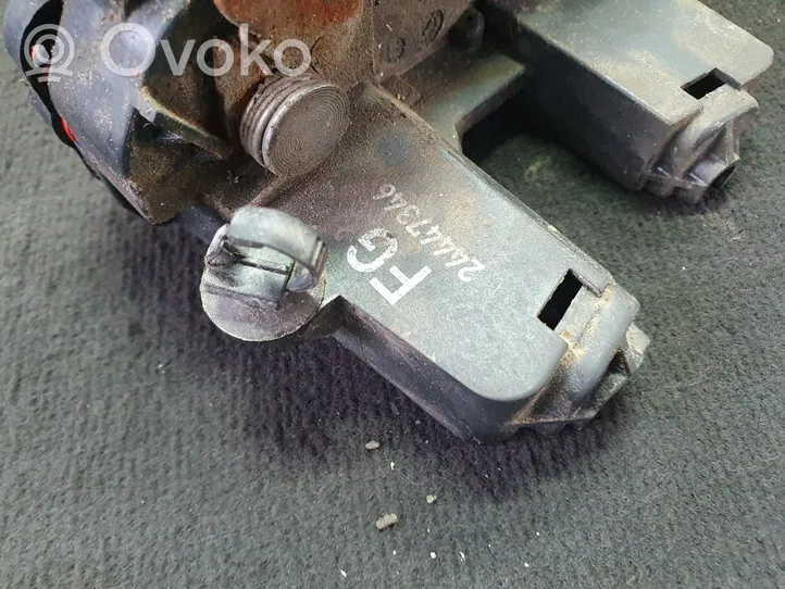 Opel Vectra C Rear door lock 24447346