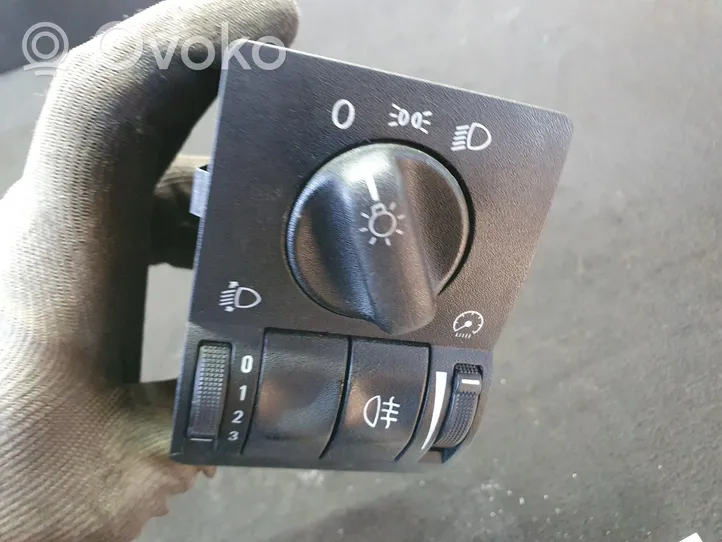 Opel Zafira A Light switch 09133250