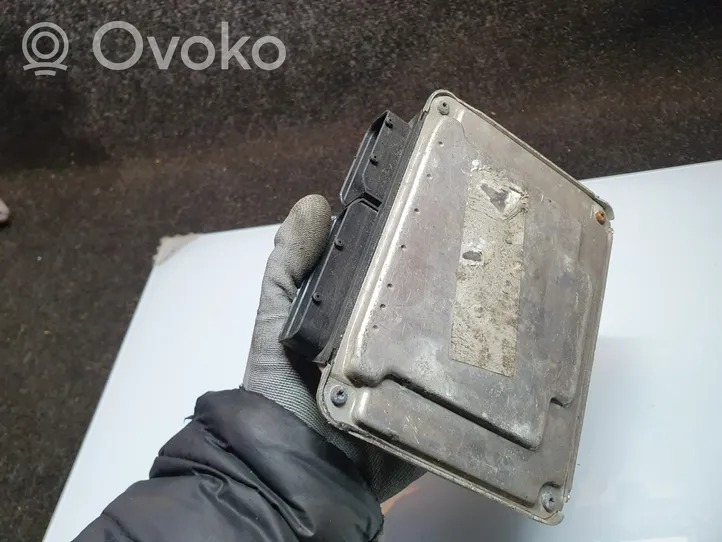 Ford Galaxy Sterownik / Moduł ECU 038906019BF