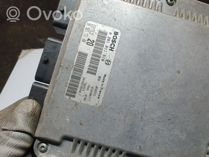 Citroen Xsara Picasso Calculateur moteur ECU 9658373180